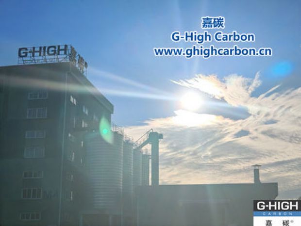 下班時(shí)分，天空上演白云盛宴，員工紛紛記錄美好時(shí)刻。